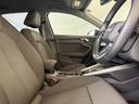 当店ではAudiの定める100項目に及ぶ納車前の法定点検整備を無料で実施後、納車しております。また、当店では1年間の長期保証を無償付帯しておりますので他店とお比べください。