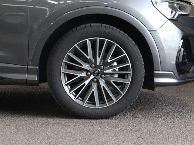 Q3 35TFSI Sライン メモリーナビ ETC 衝突被害軽減ブレーキ アダプティブクルーズコントロール レーンキープアシスト 障害物センサー 全周囲カメラ ヒルディセントコントロール 本革シート 電動シート LEDヘッドライト(12枚目)