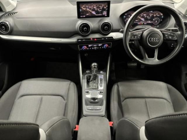Q2 35TDIスポーツ メモリーナビ ETC ドライブレコーダー 衝突被害軽減ブレーキ アダプティブクルーズコントロール レーンキープアシスト 障害物センサー バックカメラ シートヒーター LEDヘッドライト アルミホイール(9枚目)