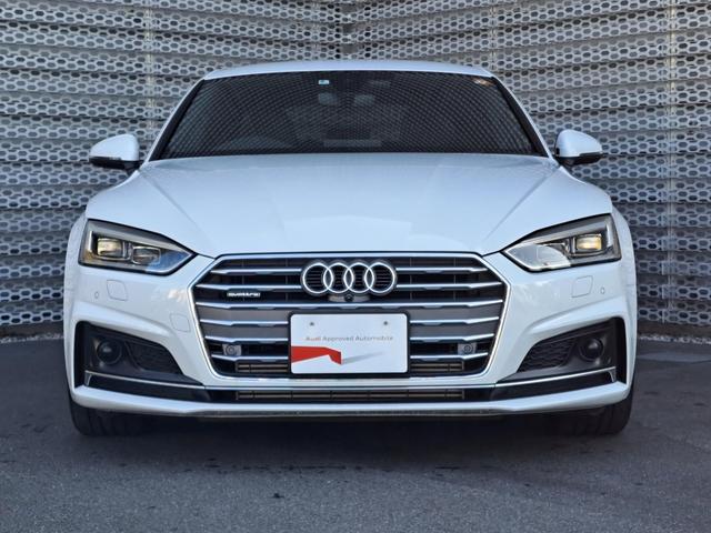 Ａ５スポーツバック ４５ＴＦＳＩクワトロ　スポーツ　４ＷＤ　アシスタンスパッケージ／マルチカラーアンビエントライティング／マトリクスＬＥＤヘッドライト　メモリーナビ　フルセグ　ミュージックプレイヤー接続可　ＥＴＣ　スマートキー　電動シート　フルエアロ（2枚目）
