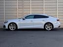 Ａ５スポーツバック ４５ＴＦＳＩクワトロ　スポーツ　４ＷＤ　アシスタンスパッケージ／マルチカラーアンビエントライティング／マトリクスＬＥＤヘッドライト　メモリーナビ　フルセグ　ミュージックプレイヤー接続可　ＥＴＣ　スマートキー　電動シート　フルエアロ（4枚目）