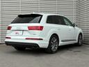 ドイツ本国のAudi AGが認定する資格を有するメカニックが納車前の点検からアフターサービス迄サポート致します。
