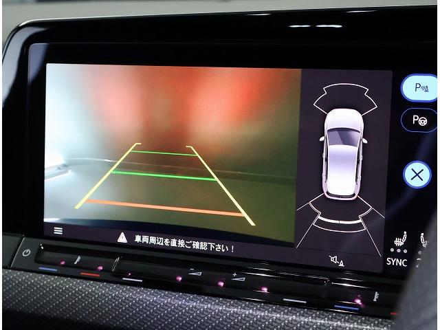 ゴルフＲ Ｒ　ＶＷ認定中古車　純正ナビゲーション　ＥＴＣ　ＴＶ付き　ＡＣＣ付き　自動衝突軽減ブレーキ　ワンオーナー　禁煙車　鑑定車　１９ｉｎｃｈタイヤ＆ホイール　デジタルメーター（17枚目）
