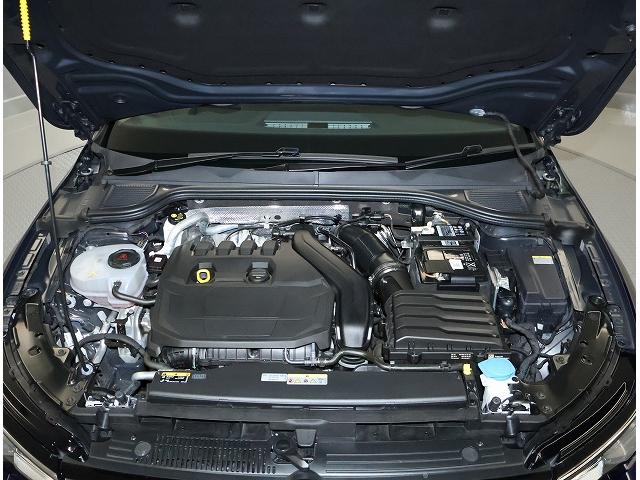 ゴルフヴァリアント eTSI スタイル プラチナムエディション フォルクスワーゲン認定中古車 トラベルアシスト レーンキープアシスト アダクティブクルーズコントロール DCC付き バックモニター eTSI ETC2.0 プラチナムエディション(7枚目)
