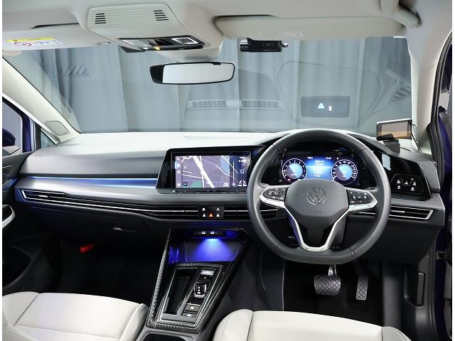 ゴルフヴァリアント eTSI スタイル プラチナムエディション フォルクスワーゲン認定中古車 トラベルアシスト レーンキープアシスト アダクティブクルーズコントロール DCC付き バックモニター eTSI ETC2.0 プラチナムエディション(10枚目)