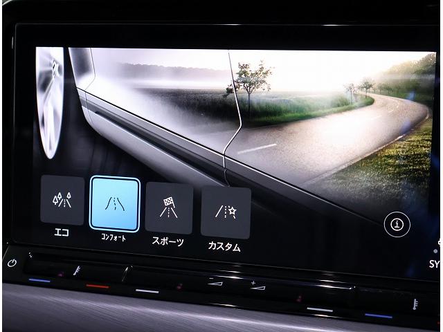 ゴルフヴァリアント eTSI スタイル プラチナムエディション フォルクスワーゲン認定中古車 トラベルアシスト レーンキープアシスト アダクティブクルーズコントロール DCC付き バックモニター eTSI ETC2.0 プラチナムエディション(14枚目)