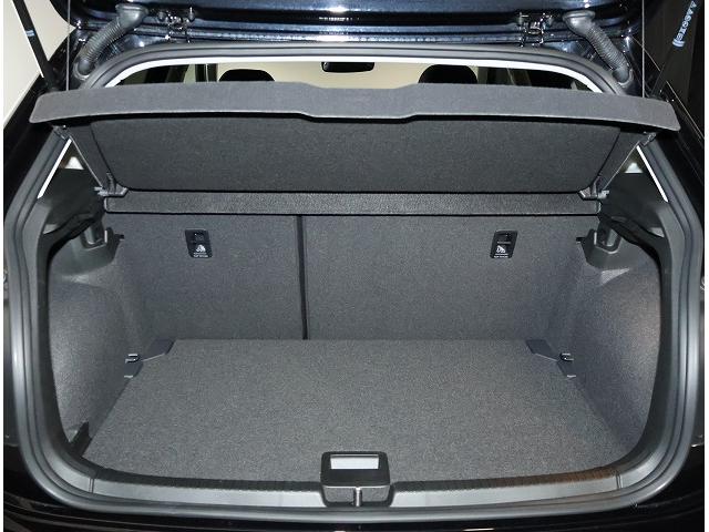 ポロ TSIスタイル フォルクスワーゲン認定中古車 トラベルアシスト レーンキープアシスト アダクティブクルーズコントロール バックモニター デモカー TSI ETC2.0 LEDヘッドライト(19枚目)