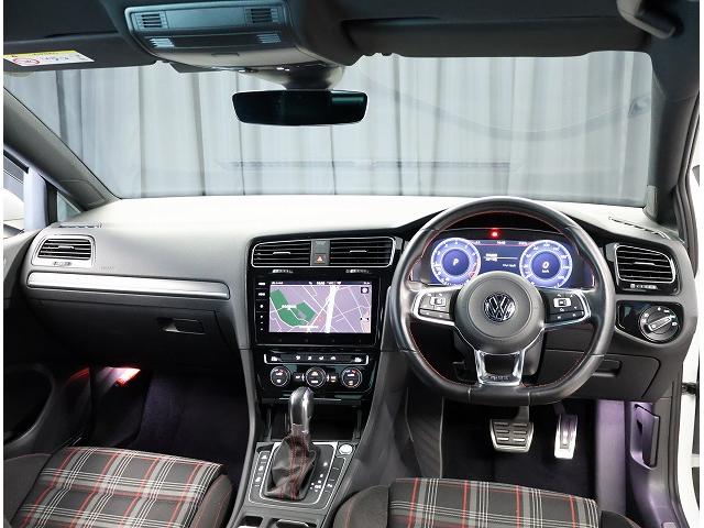 ゴルフGTI ベースグレード フォルクスワーゲン認定中古車 TSI 2000CC ターボエンジン クルーズコントロール LEDヘッドライト アイドリングストップ バックモニター CD DVD フルセグ TV(10枚目)
