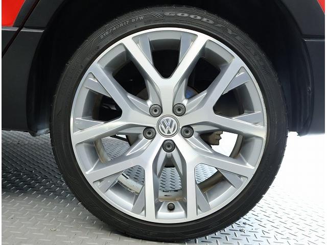 ポロ クロスポロ フォルクスワーゲン認定中古車 CROSS POLO 純正17インチアルミホイール アイドリングストップ バックモニター ETC CD DVD再生機能 フルセグ ガソリンターボ(8枚目)