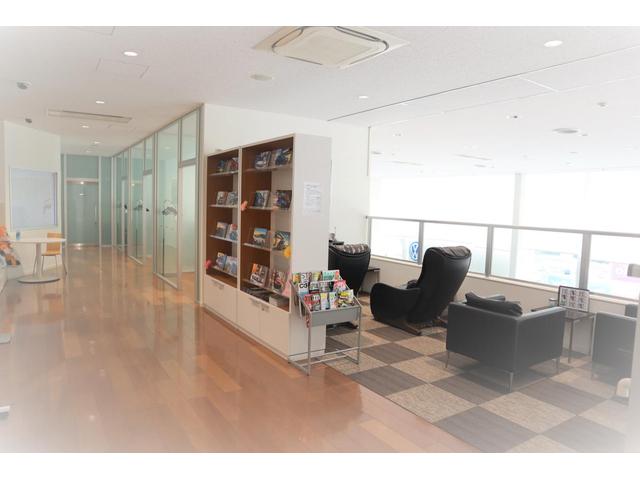 ポロ クロスポロ フォルクスワーゲン認定中古車 CROSS POLO 純正17インチアルミホイール アイドリングストップ バックモニター ETC CD DVD再生機能 フルセグ ガソリンターボ(31枚目)