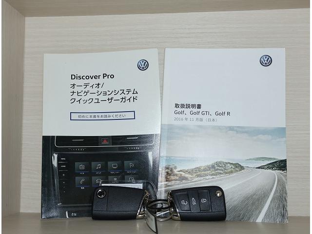 ゴルフ ＴＳＩハイライン　フォルクスワーゲン認定中古車　クルーズコントロール　ＬＥＤヘッドライト　オートホールド機能付き　純正インフォメーションディスプレイ　純正アルミホイール　バックモニター搭載　フルセグ（21枚目）