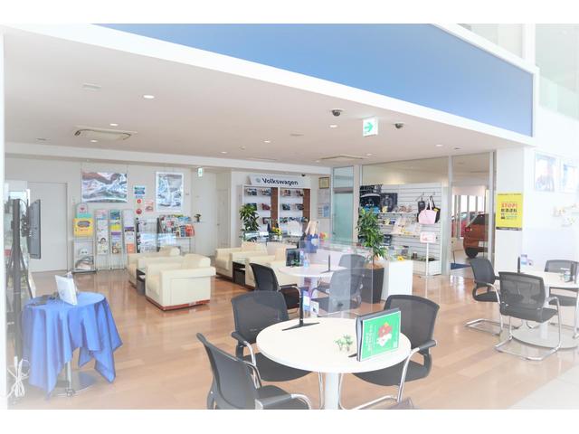 ゴルフ ＴＳＩハイライン　フォルクスワーゲン認定中古車　クルーズコントロール　ＬＥＤヘッドライト　オートホールド機能付き　純正インフォメーションディスプレイ　純正アルミホイール　バックモニター搭載　フルセグ（30枚目）