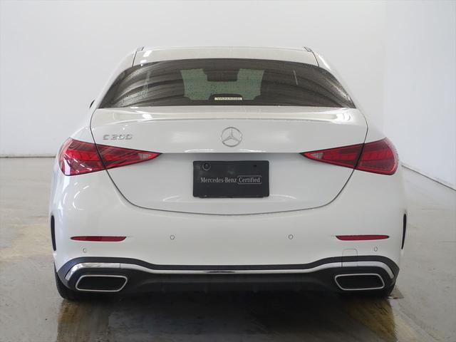 Ｃクラス Ｃ２００　アバンギャルド　ＡＭＧライン　ベーシックパッケージ　ＡＭＧライン　シートヒーター　シートエアコン　パワーシート　トランクスルー　フロアマット　コネクテッド機能　ナビ　ＣＤ　ミュージックサーバー　音楽プレーヤー接続（3枚目）