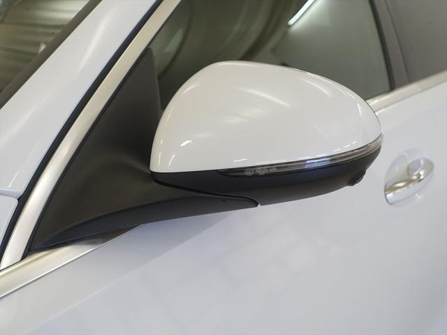 Ｃクラス Ｃ２００　アバンギャルド　ＡＭＧライン　ベーシックパッケージ　ＡＭＧライン　シートヒーター　シートエアコン　パワーシート　トランクスルー　フロアマット　コネクテッド機能　ナビ　ＣＤ　ミュージックサーバー　音楽プレーヤー接続（7枚目）