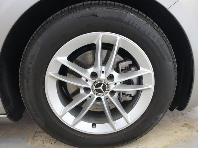 Ａクラスセダン Ａ１８０　セダン　レーダーセーフティパッケージ　ナビゲーションパッケージ　Ｂｌｕｅｔｏｏｔｈ接続　ＥＴＣ　ＬＥＤヘッドライト　ＴＶ　アイドリングストップ　クルーズコントロール　コネクテッド機能　トランクスルー　ナビ（33枚目）