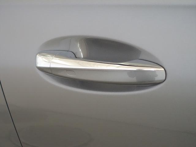 Ｂクラス Ｂ２００　ｄ　ＡＭＧライン　レーダーセーフティパッケージ　ナビゲーションパッケージ　Ｂｌｕｅｔｏｏｔｈ接続　ＥＴＣ　ＬＥＤヘッドライト　ＴＶ　アイドリングストップ　クルーズコントロール　コネクテッド機能　シートヒーター（26枚目）