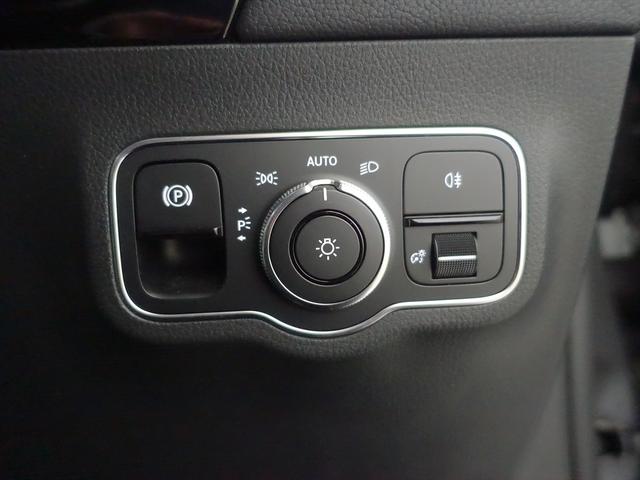 Ｂクラス Ｂ２００　ｄ　ＡＭＧライン　レーダーセーフティパッケージ　ナビゲーションパッケージ　Ｂｌｕｅｔｏｏｔｈ接続　ＥＴＣ　ＬＥＤヘッドライト　ＴＶ　アイドリングストップ　クルーズコントロール　コネクテッド機能　シートヒーター（28枚目）