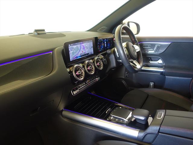 GLAクラス GLA200 d 4MATIC AMGライン ナビゲーションパッケージ Bluetooth接続 ETC LEDヘッドライト TV アイドリングストップ クルーズコントロール コネクテッド機能 サイドカメラ サンルーフ・ガラスルーフ シートヒーター(19枚目)