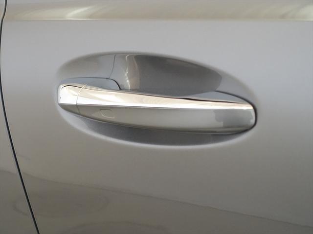 GLB GLB180 AMGラインパッケージ 3列シート Bluetooth接続 ETC LEDヘッドライト TV アイドリングストップ クルーズコントロール コネクテッド機能 サイドカメラ シートヒーター トランクスルー ナビ バックモニター(27枚目)