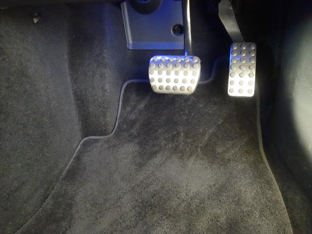 GLB GLB180 AMGラインパッケージ 3列シート Bluetooth接続 ETC LEDヘッドライト TV アイドリングストップ クルーズコントロール コネクテッド機能 サイドカメラ シートヒーター トランクスルー ナビ バックモニター(28枚目)