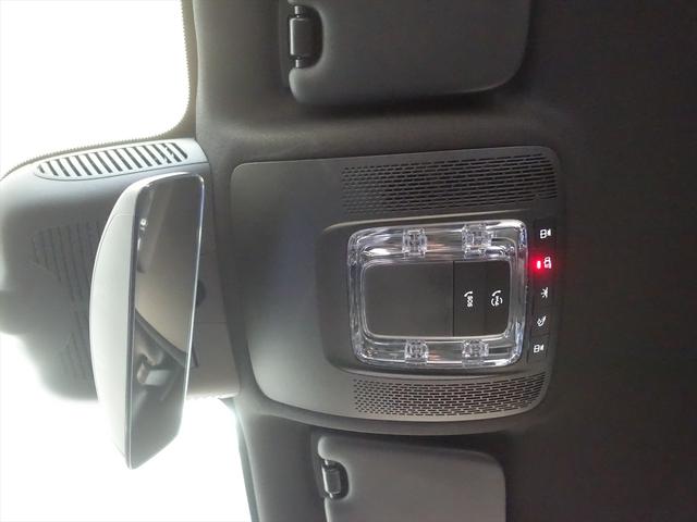 GLB GLB180 AMGラインパッケージ 3列シート Bluetooth接続 ETC LEDヘッドライト TV アイドリングストップ クルーズコントロール コネクテッド機能 サイドカメラ シートヒーター トランクスルー ナビ バックモニター(20枚目)