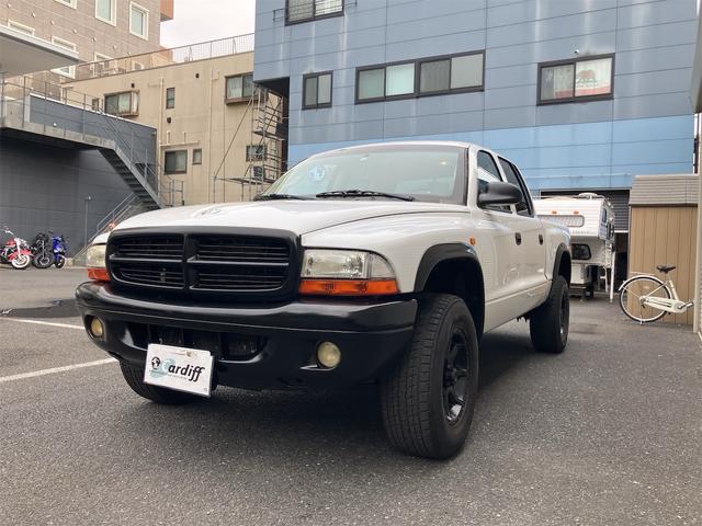 ダッジ・ダコタ  V8 4WD ETC バックカメラ キーレスエントリー エアコン パワーステアリング  パワーウィンドウ(4枚目)