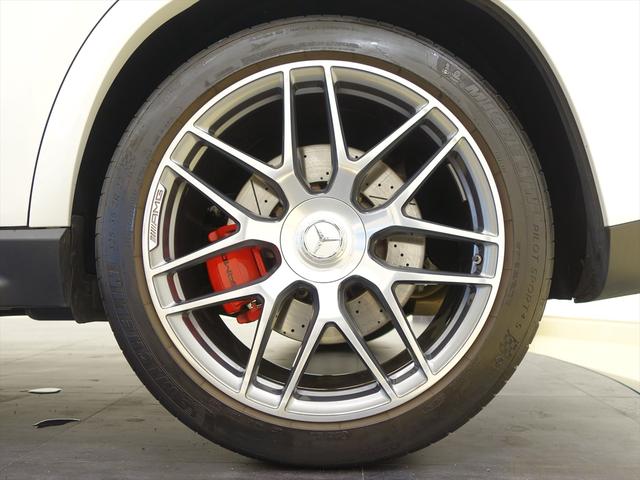 GLE GLE63 S 4マチック+ AMGインテリアカーボンパッケージ Burmesterハイエンドサウンドシステム Bluetooth接続 ETC LEDヘッドライト TV アイドリングストップ クルーズコントロール コネクテッド機能(11枚目)