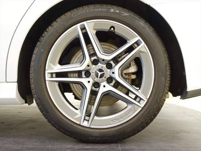 Ａクラスセダン Ａ２５０　４マチック　セダン　ＡＭＧライン　レーダーセーフティパッケージ　アドバンスドパッケージ　ナビゲーションパッケージ　Ｂｌｕｅｔｏｏｔｈ接続　ＥＴＣ　ＬＥＤヘッドライト　ＴＶ　アイドリングストップ　クルーズコントロール　コネクテッド機能（9枚目）