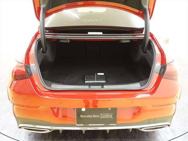 ＣＬＡクラス ＣＬＡ２００　ｄ　ＡＭＧラインパッケージ　ＡＭＧライン　Ｂｌｕｅｔｏｏｔｈ接続　ＥＴＣ　ＬＥＤヘッドライト　ＴＶ　アイドリングストップ　クルーズコントロール　コネクテッド機能　サイドカメラ　シートヒーター（6枚目）