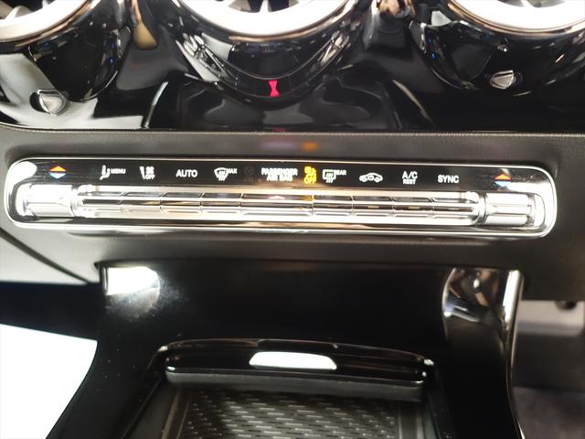 ＣＬＡクラス ＣＬＡ２００　ｄ　ＡＭＧラインパッケージ　ＡＭＧライン　Ｂｌｕｅｔｏｏｔｈ接続　ＥＴＣ　ＬＥＤヘッドライト　ＴＶ　アイドリングストップ　クルーズコントロール　コネクテッド機能　サイドカメラ　シートヒーター（25枚目）