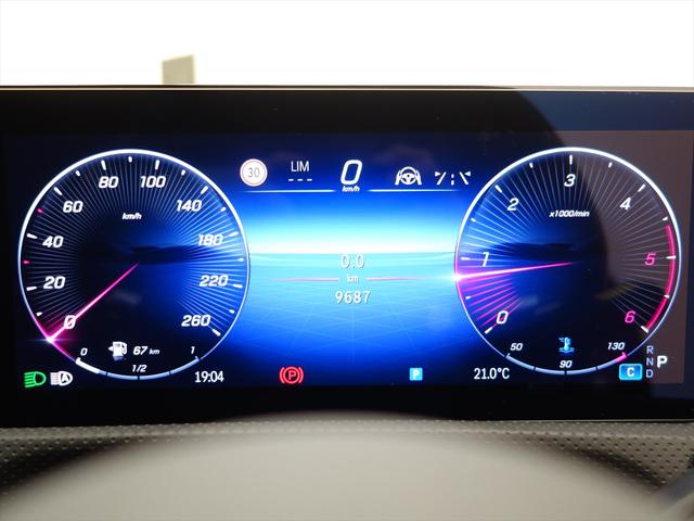 ＣＬＡクラス ＣＬＡ２００　ｄ　ＡＭＧラインパッケージ　ＡＭＧライン　Ｂｌｕｅｔｏｏｔｈ接続　ＥＴＣ　ＬＥＤヘッドライト　ＴＶ　アイドリングストップ　クルーズコントロール　コネクテッド機能　サイドカメラ　シートヒーター（29枚目）