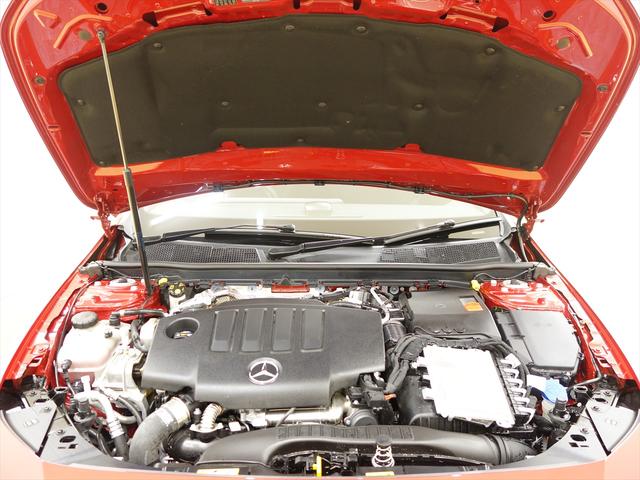 ＣＬＡクラス ＣＬＡ２００　ｄ　ＡＭＧラインパッケージ　ＡＭＧライン　Ｂｌｕｅｔｏｏｔｈ接続　ＥＴＣ　ＬＥＤヘッドライト　ＴＶ　アイドリングストップ　クルーズコントロール　コネクテッド機能　サイドカメラ　シートヒーター（33枚目）