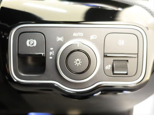 Ａクラスセダン Ａ２００　ｄ　セダン　ＡＭＧラインパッケージ　ＡＭＧライン　Ｂｌｕｅｔｏｏｔｈ接続　ＥＴＣ　ＬＥＤヘッドライト　ＴＶ　アイドリングストップ　クルーズコントロール　コネクテッド機能　シートヒーター　トランクスルー　ナビ（20枚目）