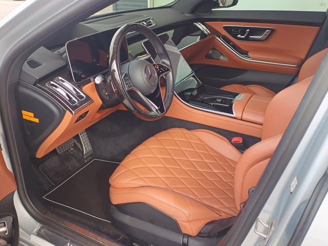 Ｓクラス Ｓ５００　４マチック　ＡＭＧラインパッケージ　レザーエクスクルーシブパッケージ　ベーシックパッケージ　ドライバーズパッケージ　Ｂｌｕｅｔｏｏｔｈ接続　ＥＴＣ　ＬＥＤヘッドライト　ＴＶ　アイドリングストップ（6枚目）