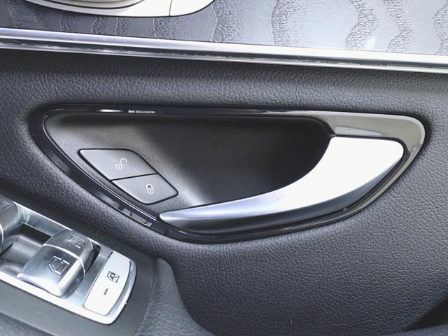 ＧＬＣ ＧＬＣ２２０　ｄ　４マチック　クーペ　ナイトエディション　Ｂｌｕｅｔｏｏｔｈ接続　ＥＴＣ　ＬＥＤヘッドライト　ＴＶ　アイドリングストップ　クルーズコントロール　コネクテッド機能　サイドカメラ　サンルーフ・ガラスルーフ　シートヒーター　トランクスルー　ナビ（21枚目）