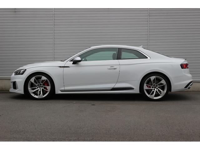 ｒｓ５ アウディ ベースグレード 認定中古車の中古車詳細 中古車検索ならkurutown クルタウン
