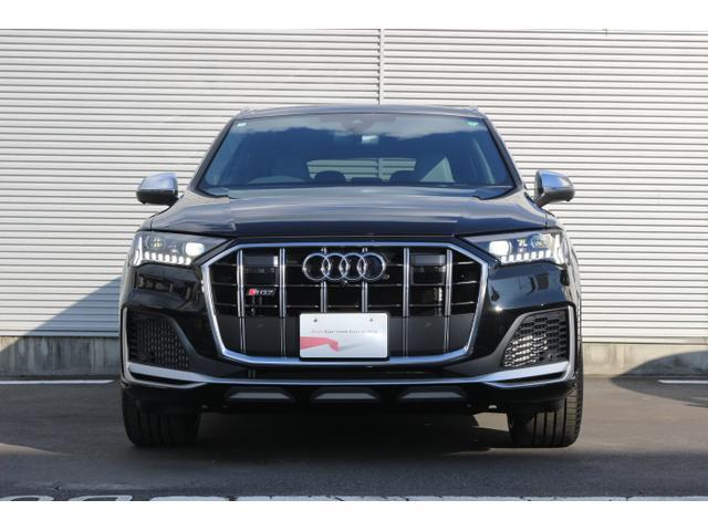 ＳＱ７ ベースグレード　パノラマサンルーフ　レザーシートパッケージ　２２インチアルミホイール　カラードブレーキキャリパーレッド　プライバシーガラス　サンシェード　認定中古車（12枚目）