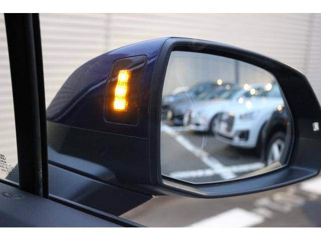 Ｑ７ ２．０ＴＦＳＩクワトロ　Ｓラインパッケージ　オプション２１インチアルミホイール　バーチャルコックピット　パノラマサンルーフ　プライバシーガラス　マトリクスＬＥＤヘッドライト　リアアシスタンスパッケージ　７人乗り（21枚目）