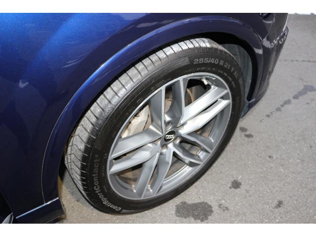 Ｑ７ ２．０ＴＦＳＩクワトロ　Ｓラインパッケージ　オプション２１インチアルミホイール　バーチャルコックピット　パノラマサンルーフ　プライバシーガラス　マトリクスＬＥＤヘッドライト　リアアシスタンスパッケージ　７人乗り（23枚目）