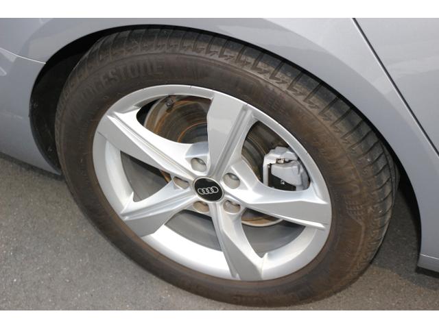 純正アルミホイールです。