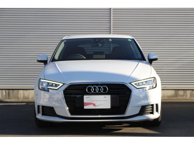 Ａ３ スポーツバック３０ＴＦＳＩ　スポーツ　テクノロジーパッケージ　マトリクスＬＥＤヘッドライト　ワイヤレスチャージング　オプション１８インチアルミホイール　認定中古車（11枚目）