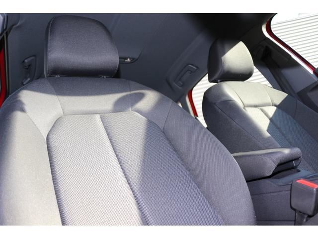 Ａ３ スポーツバック３０ＴＦＳＩ　コンビニエンス＆アシスタンスパッケージ　ナビゲーションパッケージ　認定中古車（8枚目）