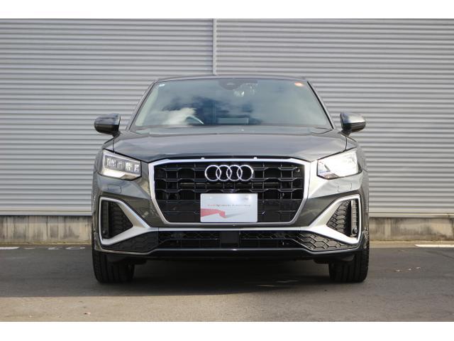 Ｑ２ ３５ＴＦＳＩ　Ｓライン　Ｓｌｉｎｅプラスパッケージ　コンビニエンス＆アシスタンスパッケージ　テクノロジーパッケージ　ナビゲーションパッケージ　認定中古車（11枚目）
