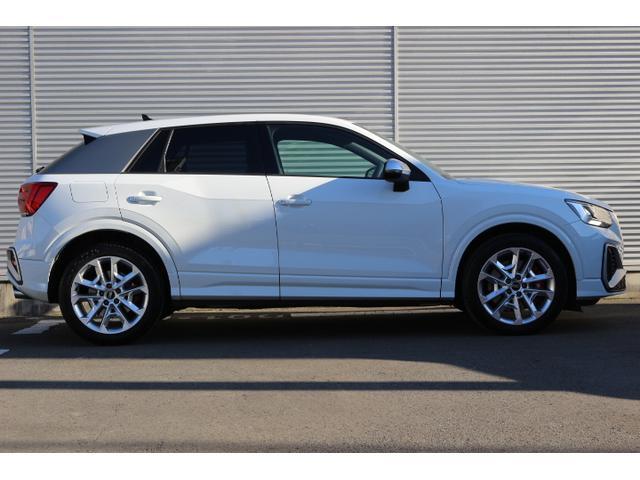 ＳＱ２ ベースグレード　コンビニエンス＆アシスタンスパッケージ　ナビゲーションパッケージ　テクノロジーパッケージ　カラードブレーキキャリパーレッド　認定中古車（13枚目）