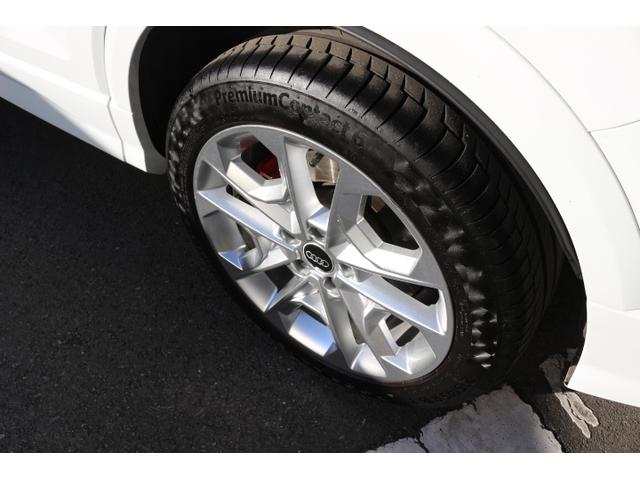 ＳＱ２ ベースグレード　コンビニエンス＆アシスタンスパッケージ　ナビゲーションパッケージ　テクノロジーパッケージ　カラードブレーキキャリパーレッド　認定中古車（24枚目）