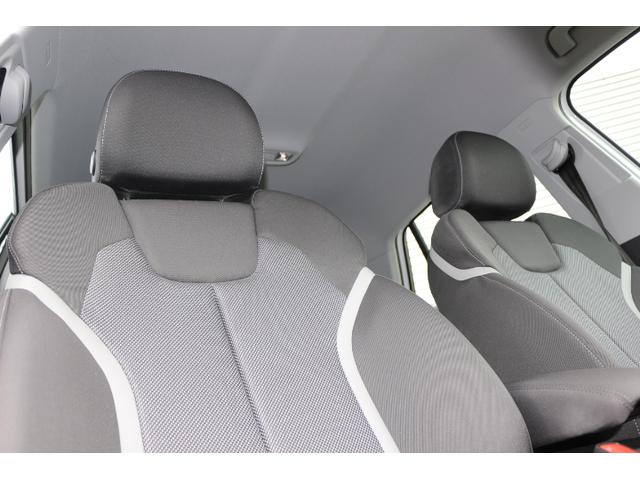 Ｑ２ ３０ＴＦＳＩスポーツ　ナビゲーションパッケージ　アシスタンスパッケージ　バーチャルコックピット　アダプティブクルーズコントロール　アクティブレーンアシスト　サイドアシスト　バックカメラ　パーキングセンサー　認定中古車（8枚目）