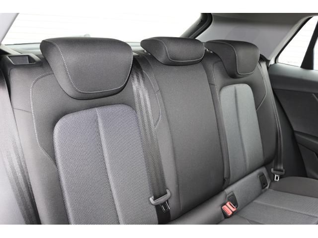 Ｑ２ ３０ＴＦＳＩスポーツ　ナビゲーションパッケージ　アシスタンスパッケージ　バーチャルコックピット　アダプティブクルーズコントロール　アクティブレーンアシスト　サイドアシスト　バックカメラ　パーキングセンサー　認定中古車（10枚目）