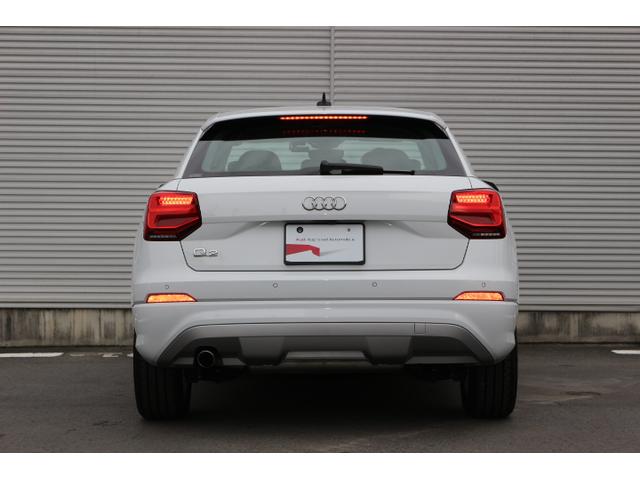 Ｑ２ ３０ＴＦＳＩスポーツ　ナビゲーションパッケージ　アシスタンスパッケージ　バーチャルコックピット　アダプティブクルーズコントロール　アクティブレーンアシスト　サイドアシスト　バックカメラ　パーキングセンサー　認定中古車（12枚目）