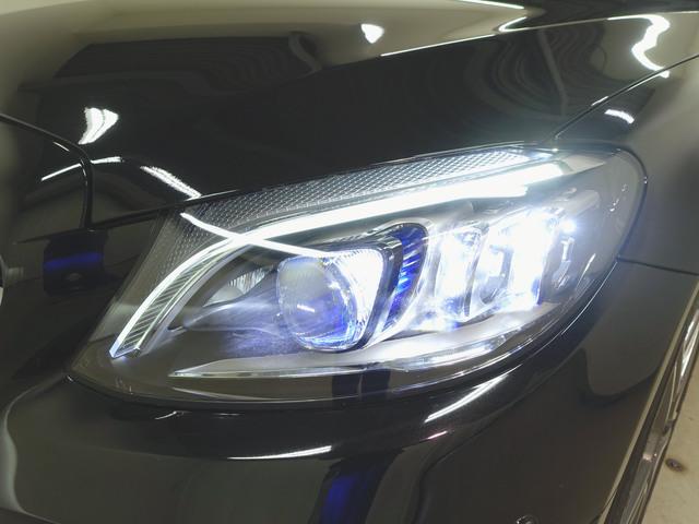 Ｃクラス Ｃ２００　ローレウスエディション　スポーツプラスパッケージ　レザーエクスクルーシブパッケージ　Ｂｌｕｅｔｏｏｔｈ接続　ＥＴＣ　ＬＥＤヘッドライト　ＴＶ　アイドリングストップ　クルーズコントロール　コネクテッド機能　サイドカメラ（3枚目）