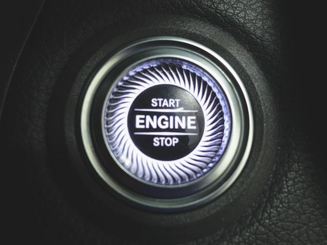 Ｃクラス Ｃ２００　ローレウスエディション　スポーツプラスパッケージ　レザーエクスクルーシブパッケージ　Ｂｌｕｅｔｏｏｔｈ接続　ＥＴＣ　ＬＥＤヘッドライト　ＴＶ　アイドリングストップ　クルーズコントロール　コネクテッド機能　サイドカメラ（15枚目）